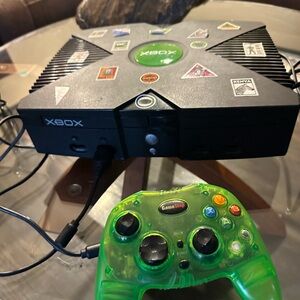 Console with Green Controller